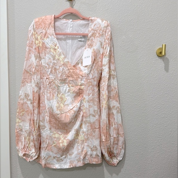 Rumer NWT Floral Isola Mini Wrap Balloon Puff Sleeve Dress Sz S Revolve $289 - Picture 5 of 9